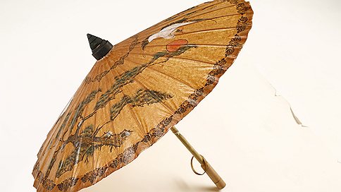раскрытый китайский зонт