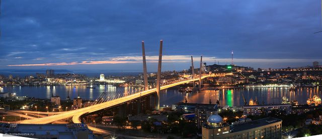 Владивосток в вечернее время